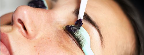 Wimpern färben: Das sollten Sie vorher wissen 